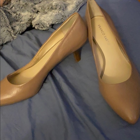 Heels - Picture 3 of 5